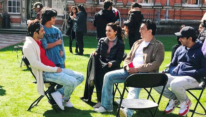 Varun Dhawan and Taapsee Pannu chill with &#039;Judwaa 2&#039; team in London! 