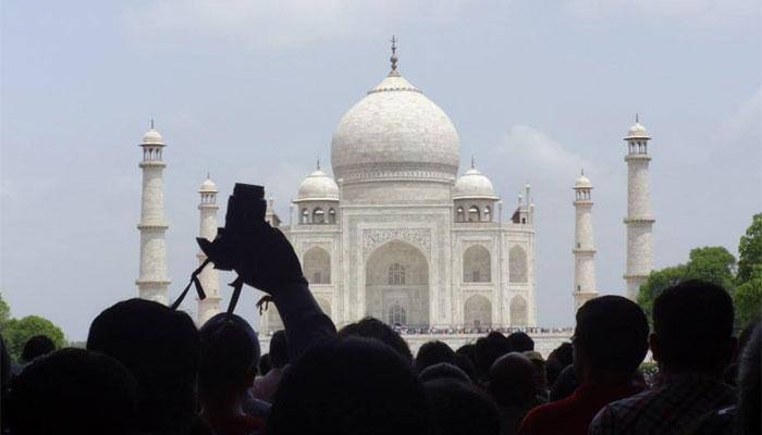 Foreign models visiting Taj Mahal asked to remove saffron scarves, Hindu outfits protest