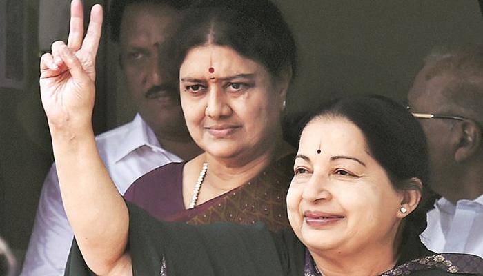 Sasikala's relative threatens to release Jayalalithaa's hospital clip