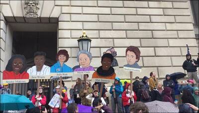 Scientists come out in huge numbers in Washington to protest against Trump's slash in research budget