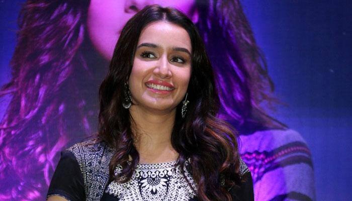 Shraddha Kapoor all set to essay Saina Nehwal