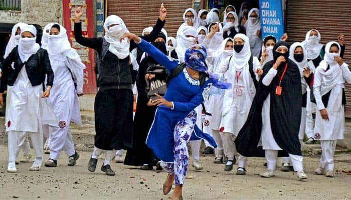 Afshan Ashique, Kashmiri girl who pelted stones at police, wants to play football for India