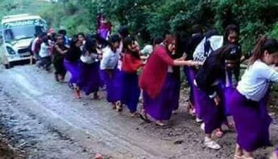 Manipuri girls won hearts on internet after their THIS picture went viral - Here's complete story behind it
