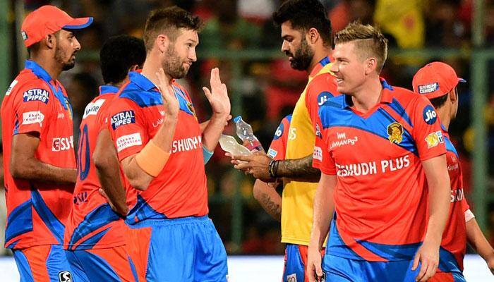 Gujarat Lions Andrew Tye stretchered off after injuring shoulder while fielding against Mumbai Indians
