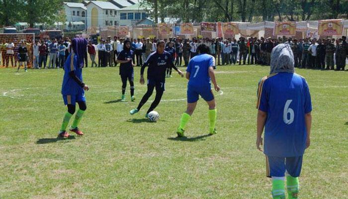 Youth festival Jashn-e-Baramulla attracts valley&#039;s female footballers in J&amp;K