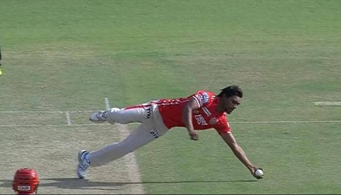 Absolutely Stunning! Sandeep Sharma takes most difficult catch of IPL 10 — WATCH