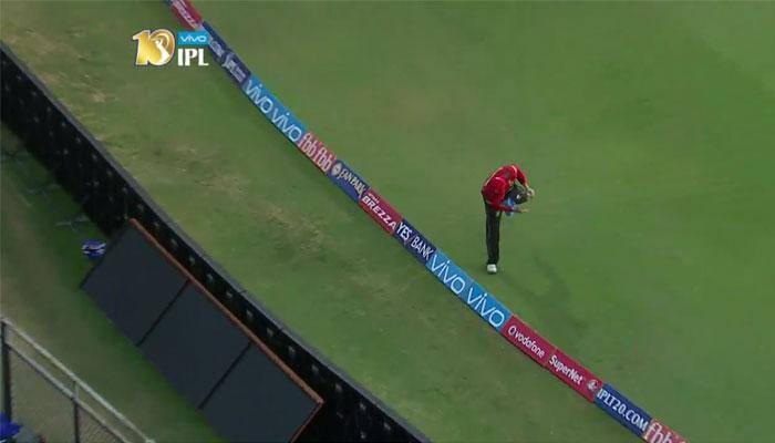 WATCH: Travis Head takes stunning boundary-rope catch to dismiss Nitish Rana