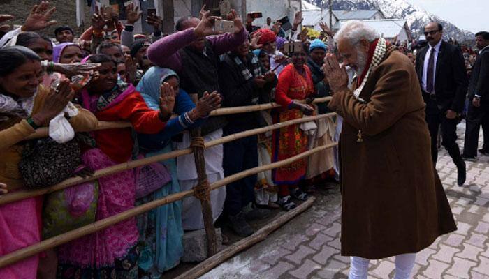 PM Narendra Modi shares photo of &#039;young friend&#039; he met in Kedarnath - PIC INSIDE