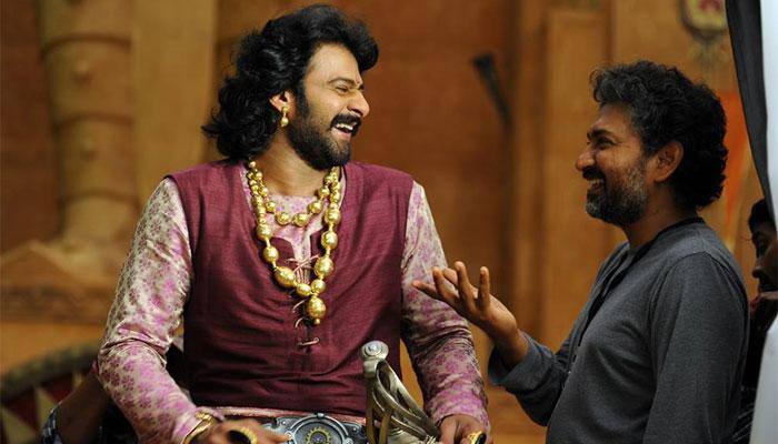 'Baahubali' Prabhas pens down a heartfelt message to his fans!
