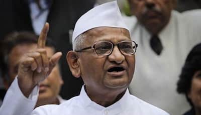 Anna Hazare says ministers convicted corrupt should be awarded death penalty, asks Arvind Kejriwal to step down as Delhi CM