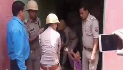 UP Police drags elderly woman out of house after eviction order from court