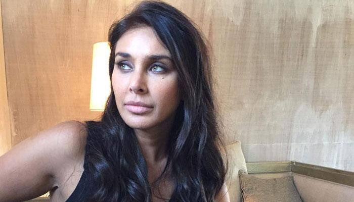 Lisa Ray&#039;s childhood picture will melt your heart! 