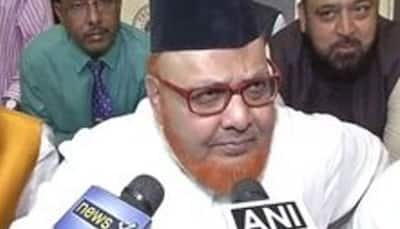 Maulana Nurur Rehman Barkati, Shahi Imam of Tipu Sultan mosque, booked for not removing red beacon from his vehicle
