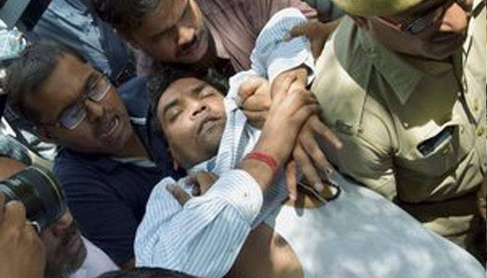 Kapil Mishra 'exposes' Arvind Kejriwal in AAP 'donation scam': As it happened
