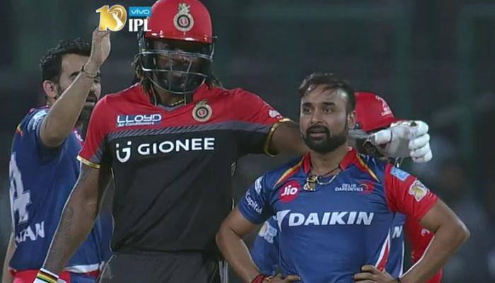 WATCH: Dangerous Chris Gayle takes matter into his own hands after Amit Mishra&#039;s furious appeal