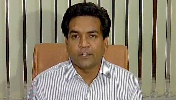 Kapil Mishra ends his fast, says will file hawala and money laundering cases against Arvind Kejriwal on Tuesday