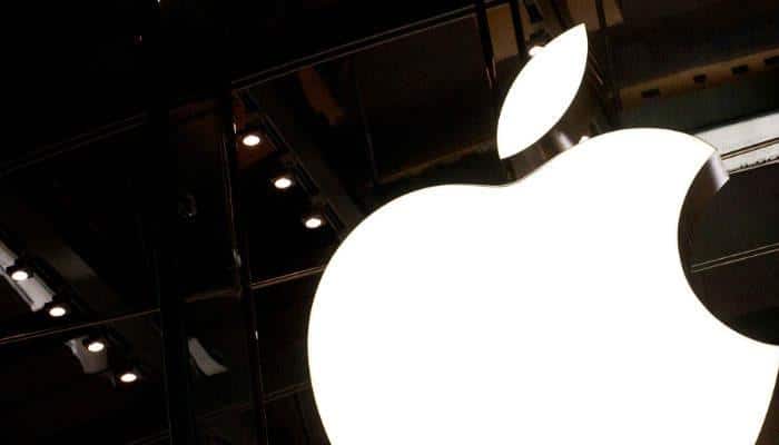White House hails Apple for $1 bn investment