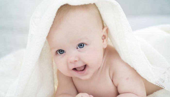 Fallopian tubes flush: The century-old infertility cure that's as effective as IVF