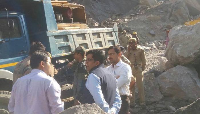 Rishikesh-Badrinath highway closed after landslide, at least 1,000 stranded; rescue and relief operations on