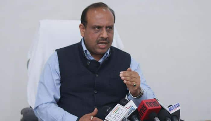 BJP&#039;s Vijender Gupta slams AAP govt on &#039;Aam Aadmi&#039; canteens