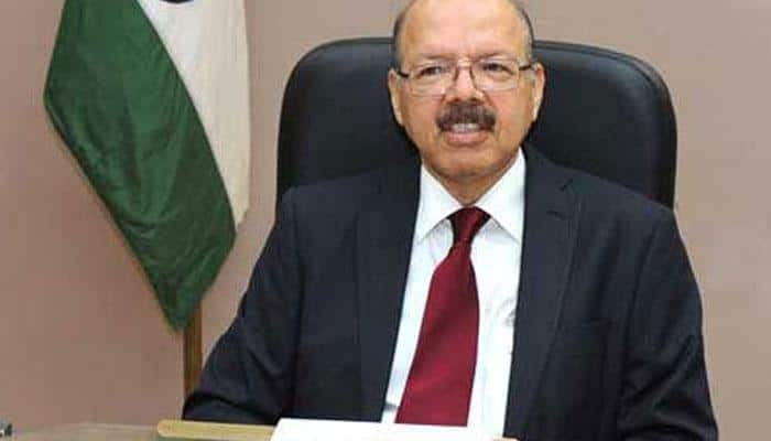 Online voting not feasible: CEC Nasim Zaidi