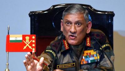 Army chief visits Kashmir for security review