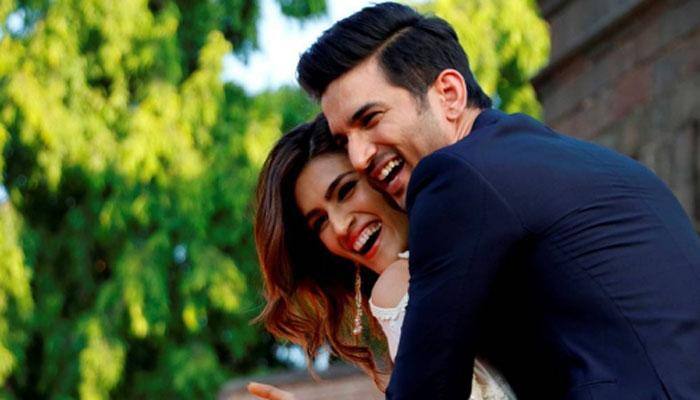 Sushant Singh Rajput and Kriti Sanon's lovely chemistry does the trick in soulful 'Darasal' song from 'Raabta'! 
