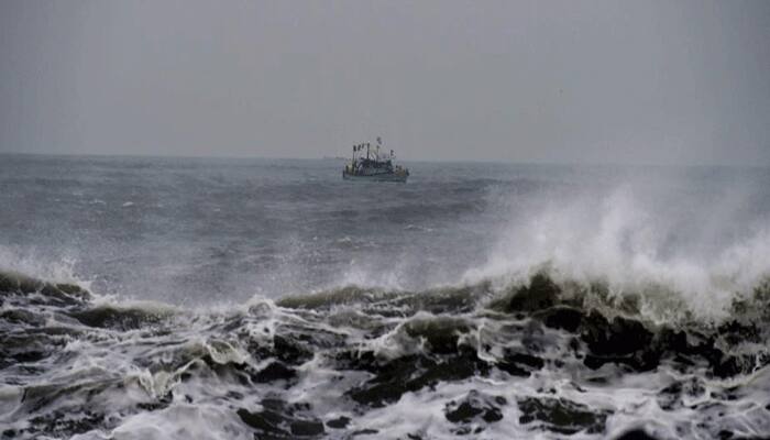 4 rescued, 23 stuck on barge in Karnataka