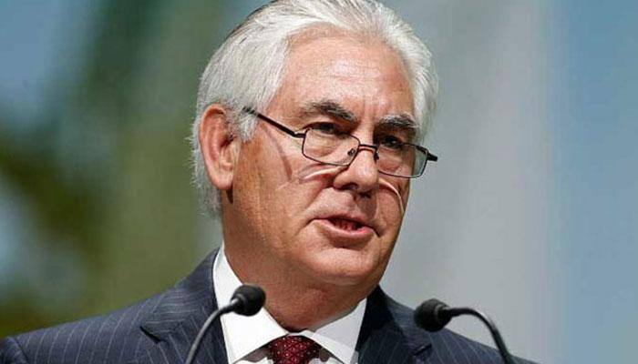 US Secretary of State Rex Tillerson gets flipped off in New Zealand for quitting Paris climate deal