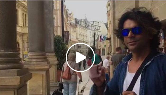 Sunil Grover is a happy tourist in Prague, but what about Kapil Sharma&#039;s recent tweet back home?
