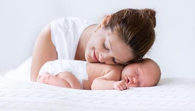 Here's why you shouldn't sleep next to your baby