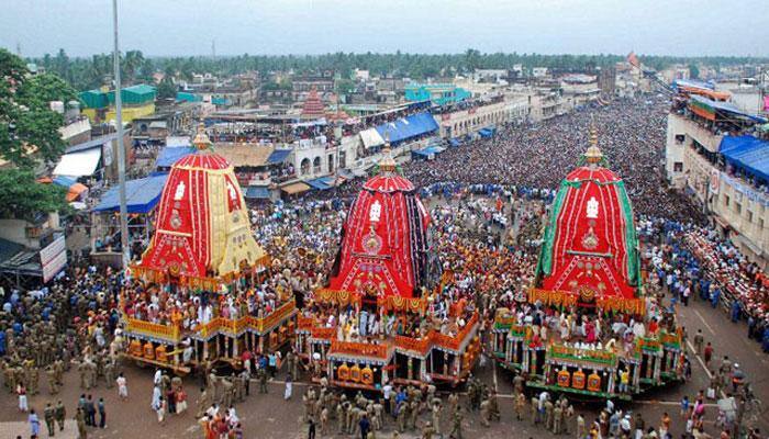 Thousands throng Puri as Snana Yatra begins
