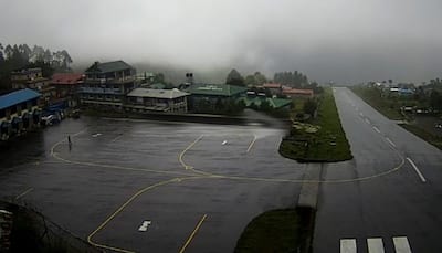 Heart-stopping plane crash video footage from Lukla Airport in Nepal