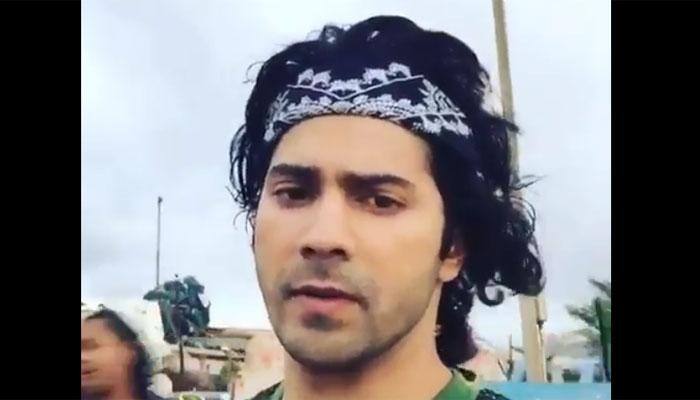 Check out Varun Dhawan's 'Judwaa 2' look as he rides his way through Mumbai!