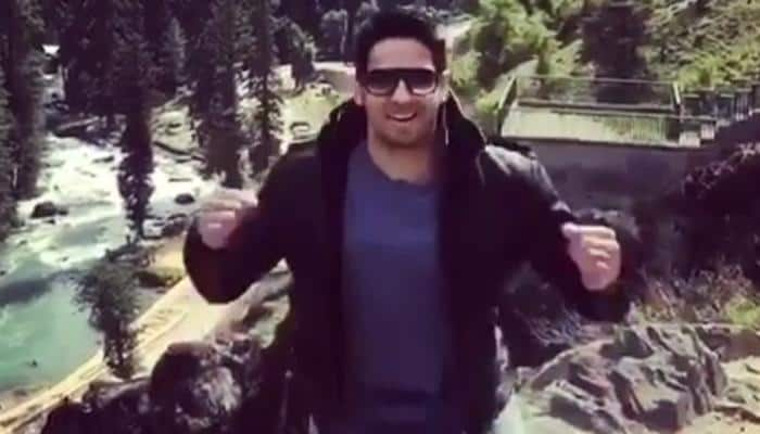 Sidharth Malhotra nails Sunny Deol&#039;s signature dance step in Betaab Valley! - Watch