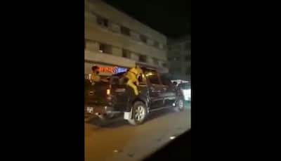 When a Pakistani drove pet lion through Karachi streets – Watch Video