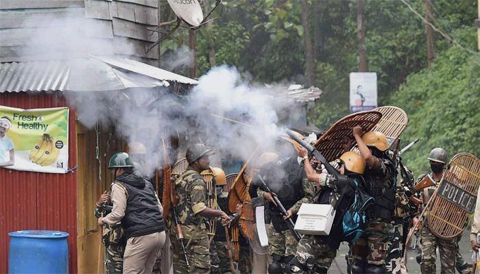 GJM takes out rally with activist's dead body in Darjeeling, black flags, slogans raised