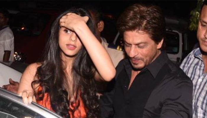 Shah Rukh Khan, daughter Suhana look breathtakingly stunning at Gauri Khan&#039;s party! - See pics