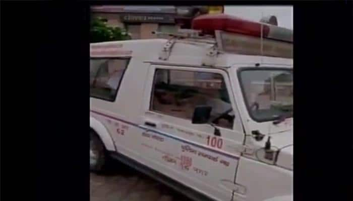 UP&#039;s snoozing cops! Policemen caught sleeping in PCR van hours after Greater Noida gang-rape — WATCH video