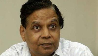 Air India debt unsustainable, should go to private hands: Arvind Panagariya