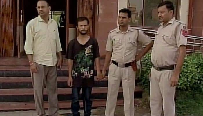 Delhi: Father chops off daughter&#039;s ear, claims &#039;ghost&#039; asked him to do so