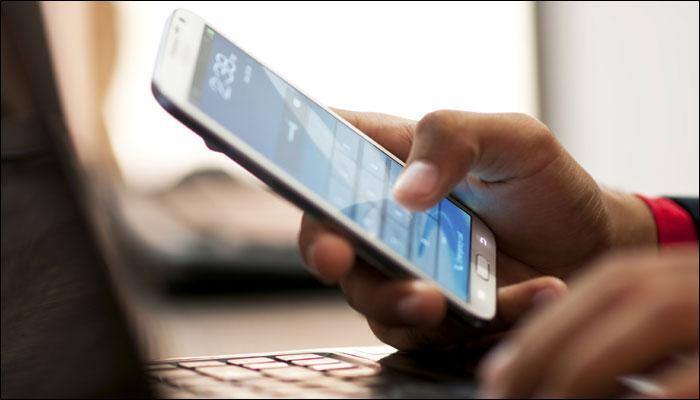 WARNING: Keep your smartphones where you can't see them! - This is why