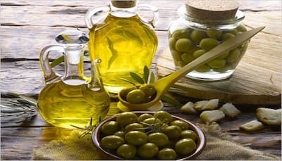 Protect your brain from Alzheimer's risk; eat foods enriched with extra-virgin olive oil!
