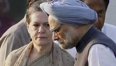 After Sonia-Manmohan meet, Congress decides to skip GST midnight bash 