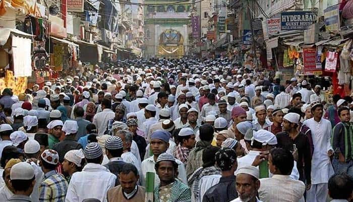 Separatists provoking J&amp;K youth to carry out Pak agenda: Ajmer dargah religious head