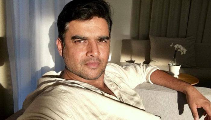 Now I 'm a little embarrassed: R Madhavan on viral selfie