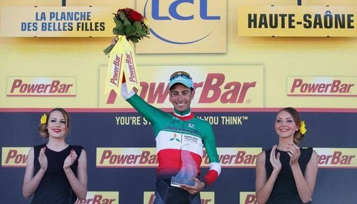 104th Tour de France: Fabio Aru wins maiden stage win as defending champion Chris Froome snathces yellow jersey