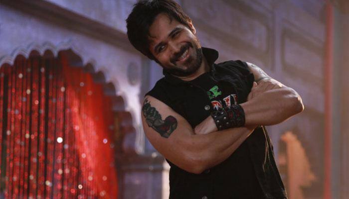 Baadshaho: Emraan Hashmi flaunts funky sleeveless jacket and accessories but it doesn't belong to him