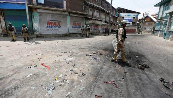 Curfew imposed in J&amp;K&#039;s Tral on death anniversary of Burhan Wani, Amarnath Yatra suspended 