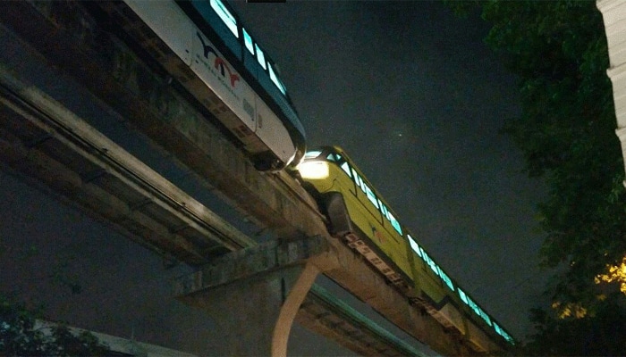 Passengers evacuated as power failure brings Monorail to halt